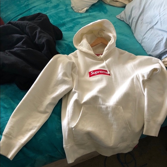 Supreme box logo hoodie fw17